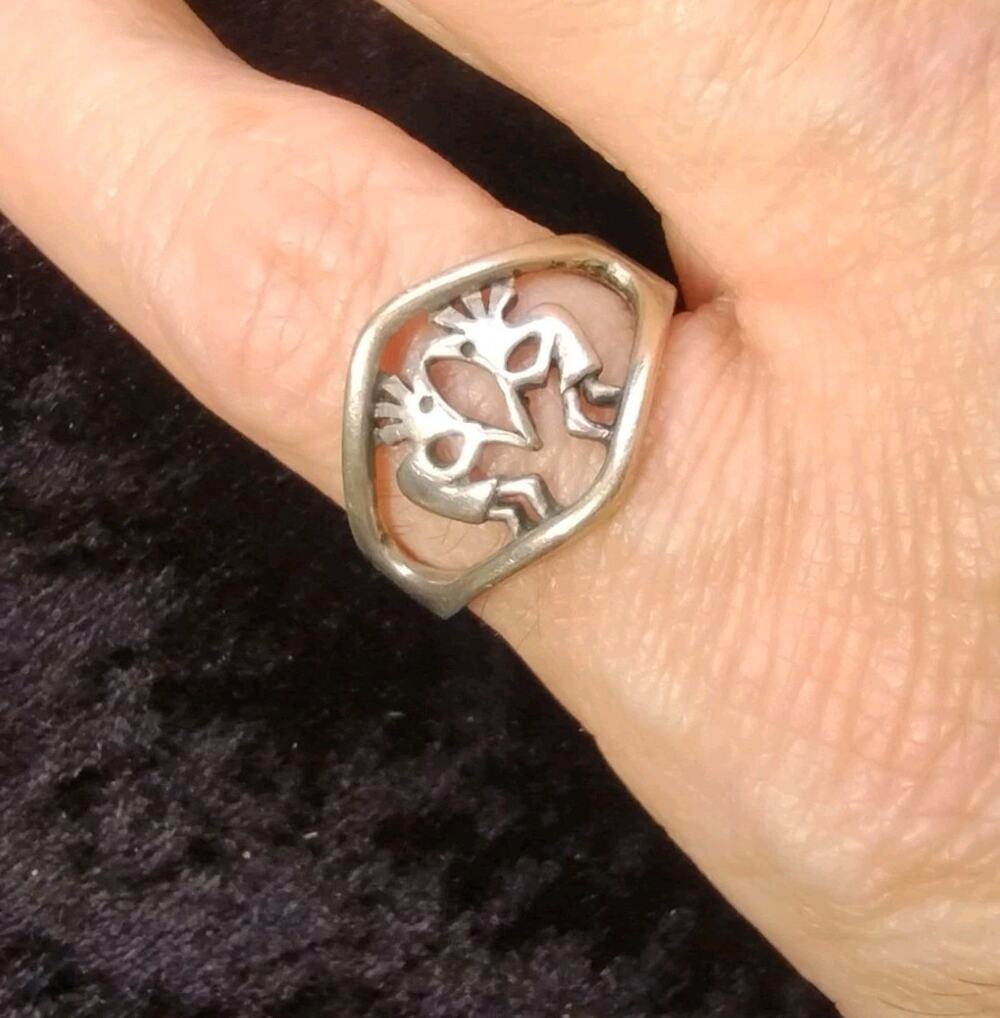 Vintage Masha Hopi Signed Native American Sterling Silver KOKOPELLI Ring 6